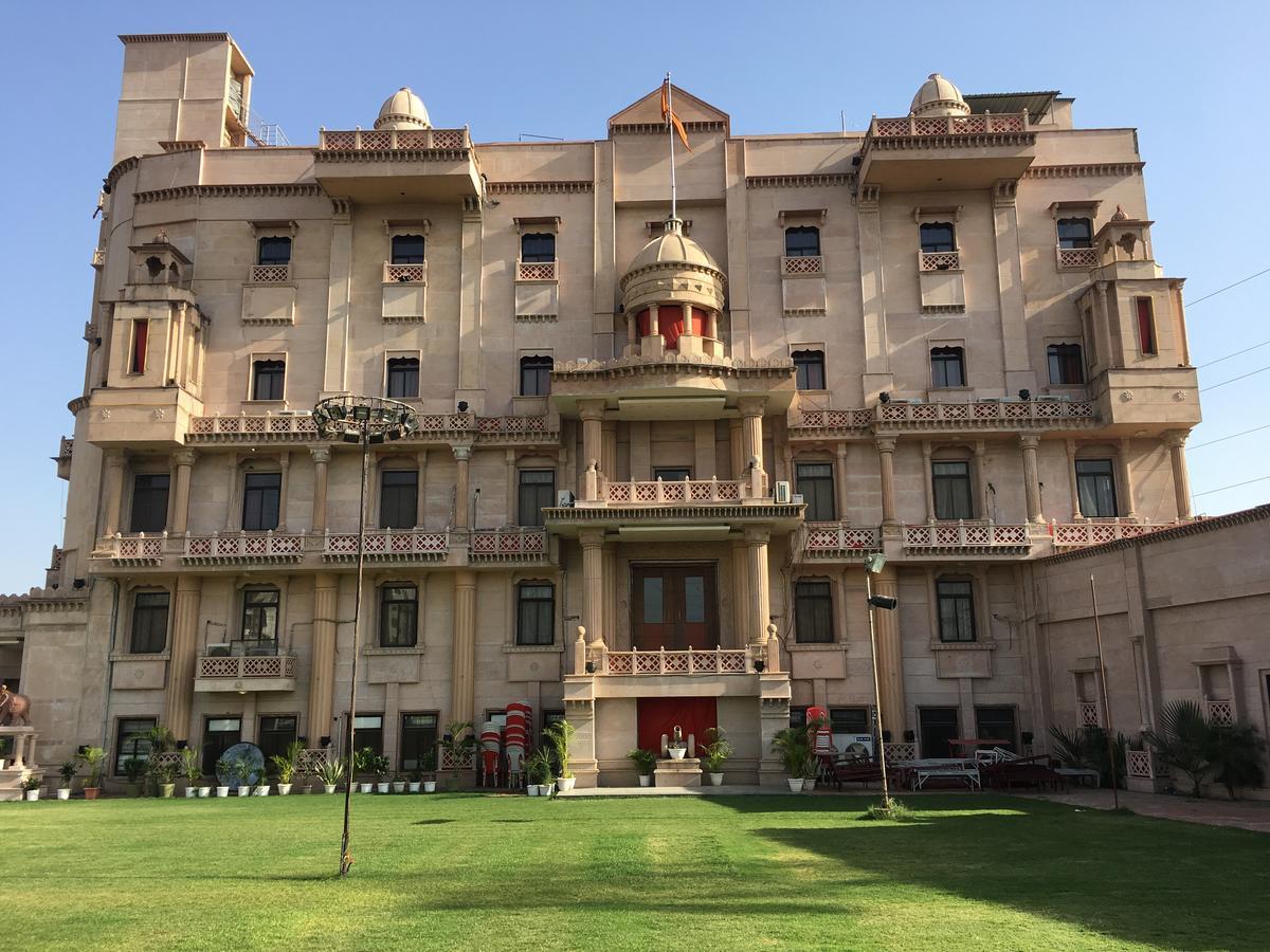 Hôtel Kailash Presidency à Bhopal Extérieur photo