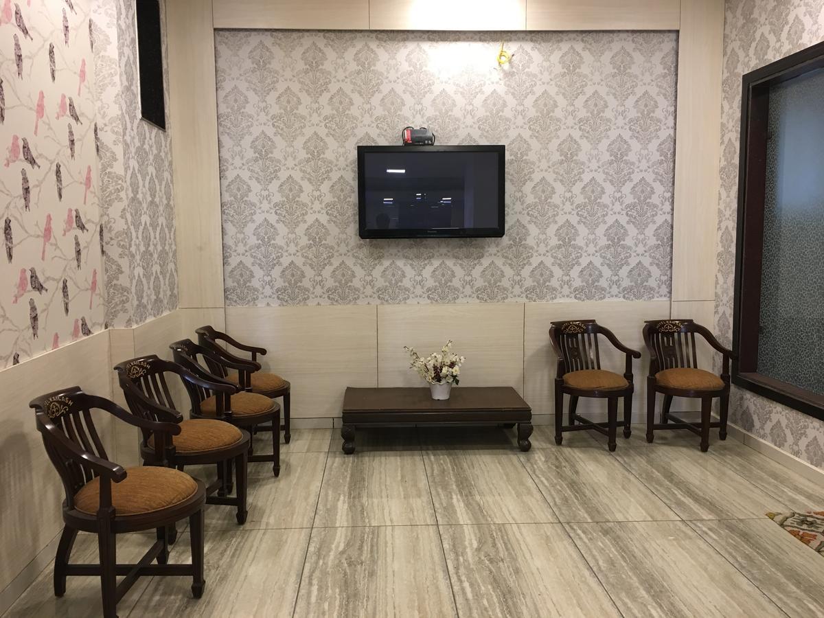 Hôtel Kailash Presidency à Bhopal Extérieur photo