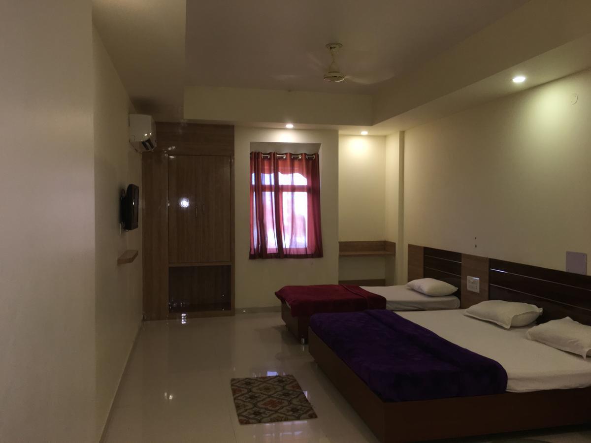 Hôtel Kailash Presidency à Bhopal Extérieur photo