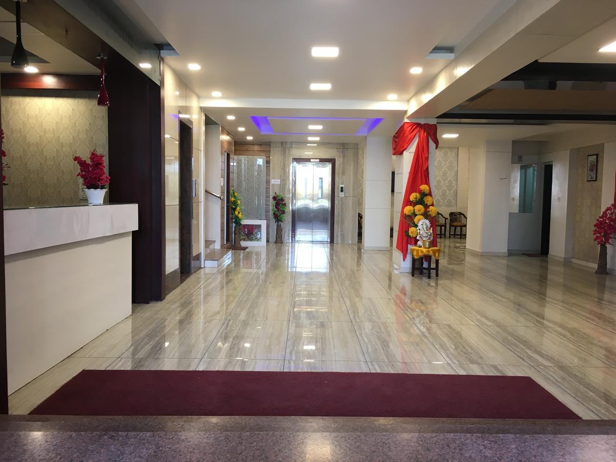 Hôtel Kailash Presidency à Bhopal Extérieur photo
